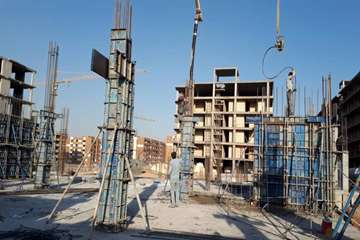 بتن ریزی  سقف پنجم (پارت A) و دیوارها و ستونهای روی سقف دوم (پارتC)